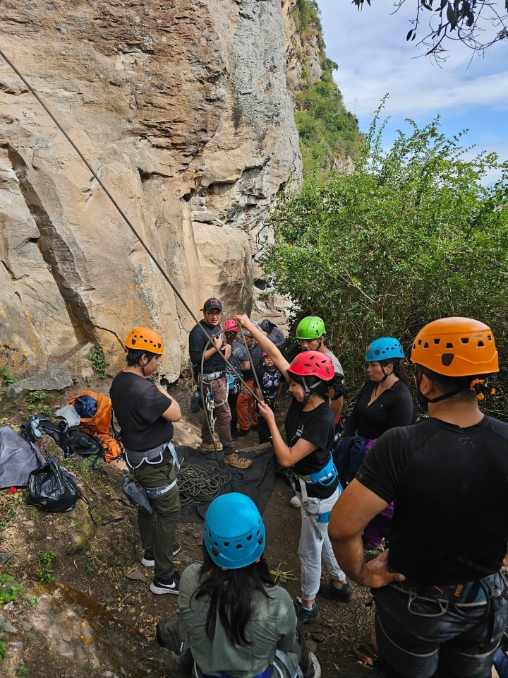 CURSO DE ESCALADA EN QUITO (2)
